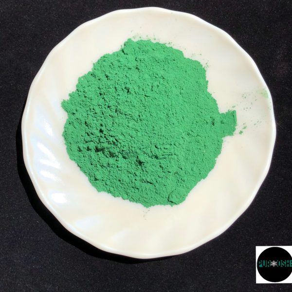 رنگ پودری سبز در بسته بندی ۲۵۰ گرمی